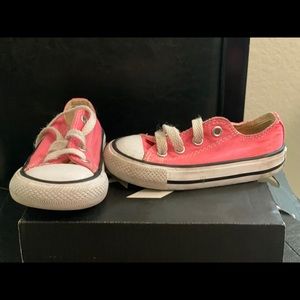 Pink converse